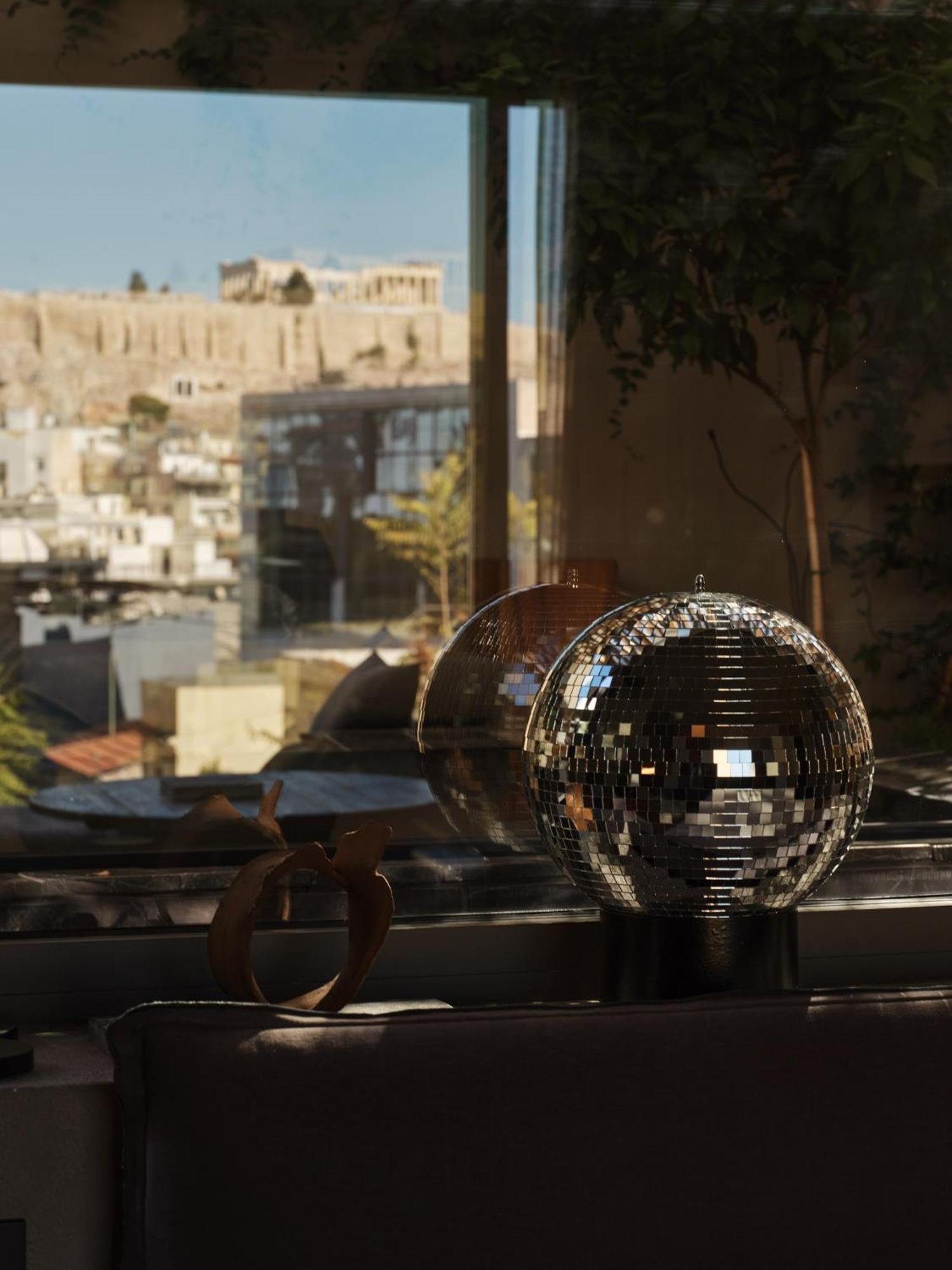 Отель Monastik Living In Athina Афины Экстерьер фото