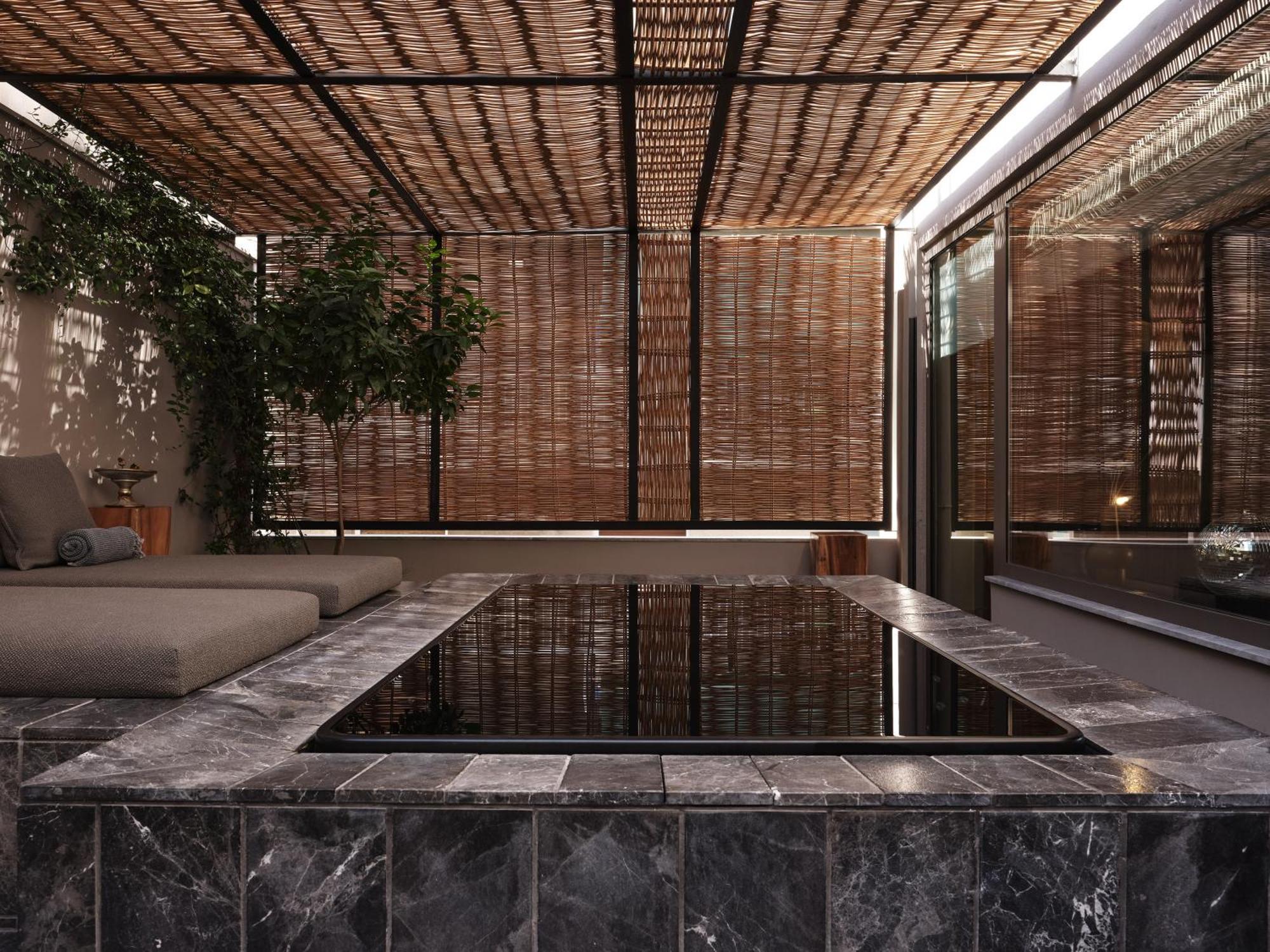 Отель Monastik Living In Athina Афины Экстерьер фото